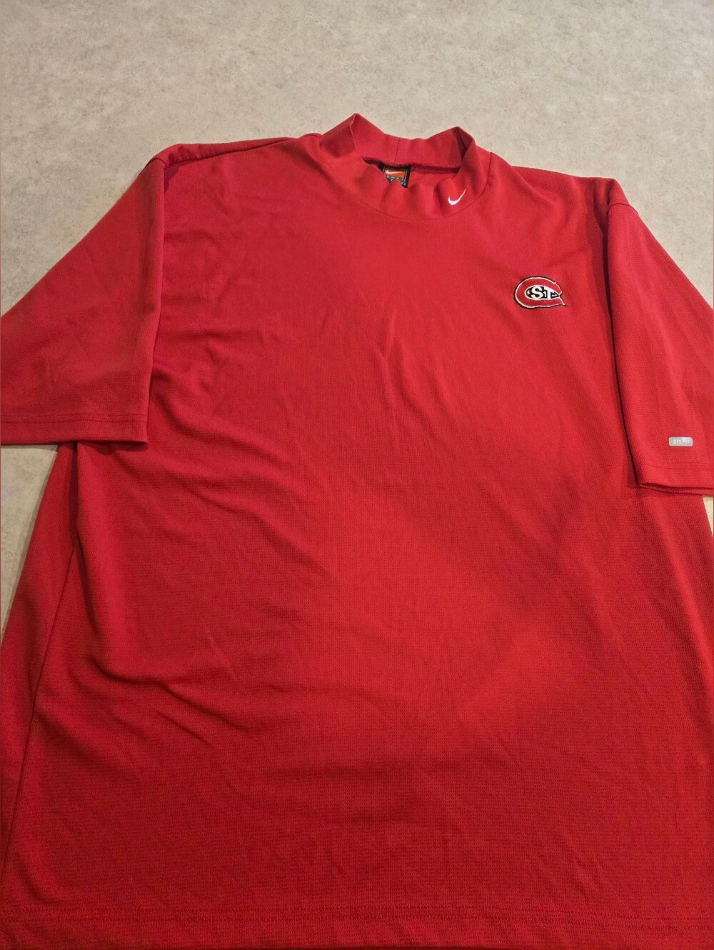St. Cloud State University Huskies Dri-Fit Shirt. Adult Size XL